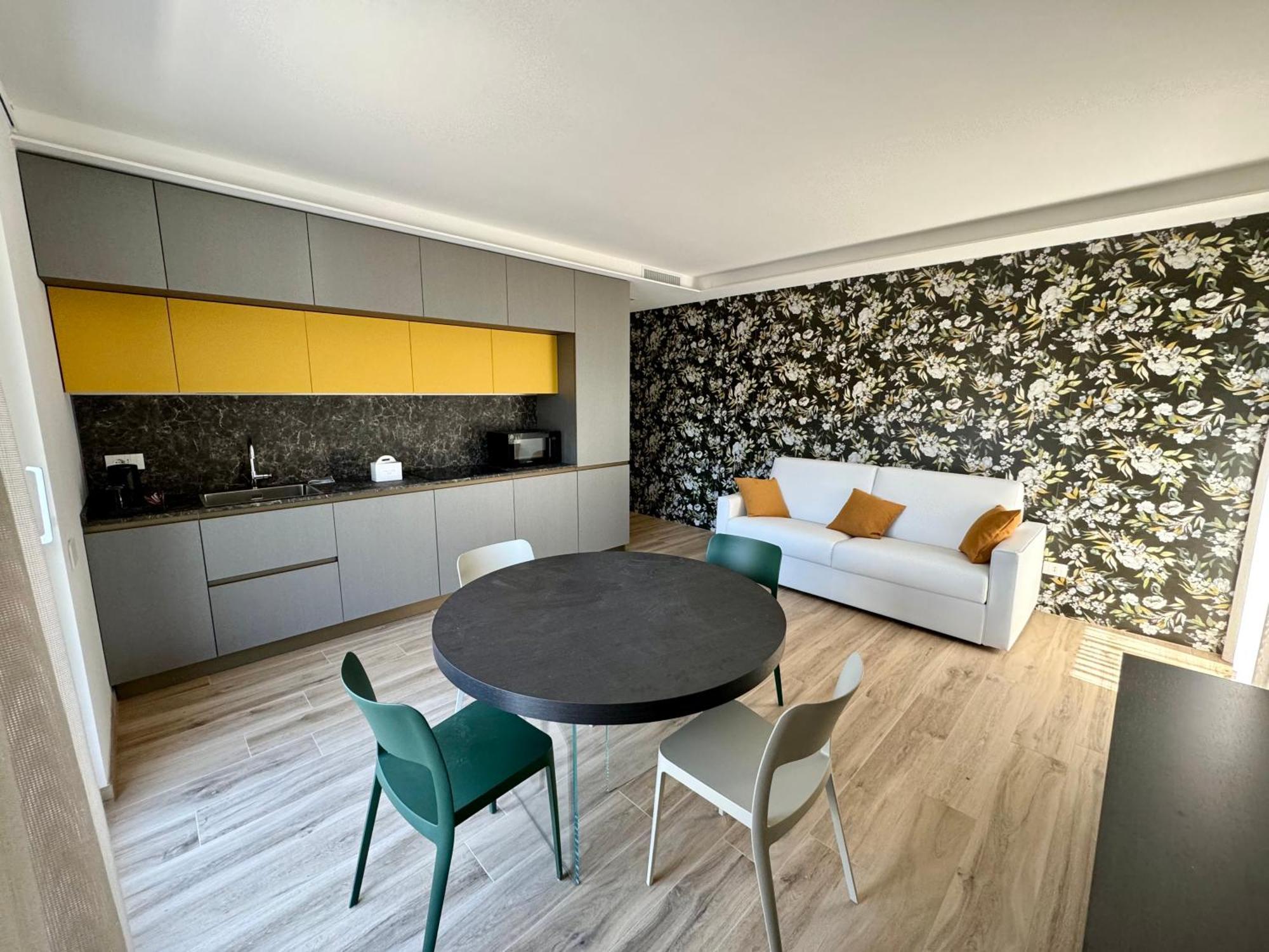 Adige Apartamento *