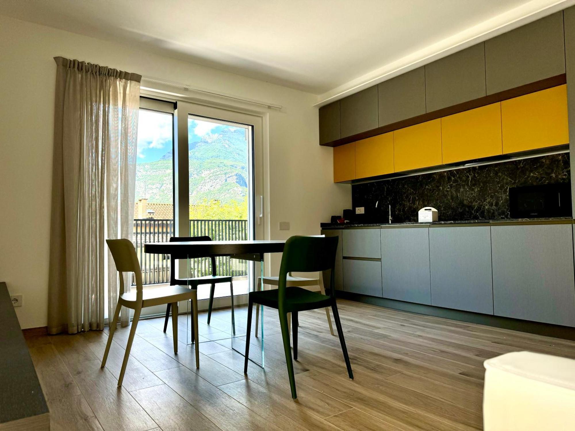 Adige Apartamento *